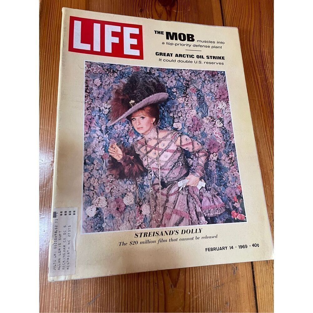 Life Magazine x5 - Picture 5 of 5